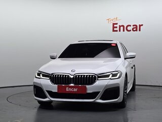 2023 BMW 5 серии 523d VII (G30/G31/G38) Рестайлинг, белый, 4950007 рублей, вид 3