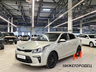 2019 Kia Rio IV, бежевый, 1099000 рублей, вид 1