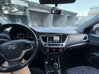 2018 Hyundai Solaris II, серый, 1500000 рублей, вид 5