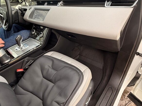 2021 Land Rover Range Rover Evoque L II, белый, 4700000 рублей - вид 13
