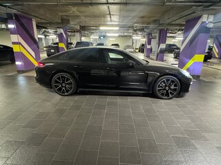 2021 Porsche Panamera 4 E-Hybrid Executive II Рестайлинг, чёрный, 9900000 рублей, вид 4