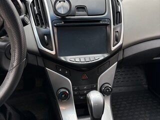 2014 Chevrolet Cruze I Рестайлинг, белый, 800000 рублей, вид 4