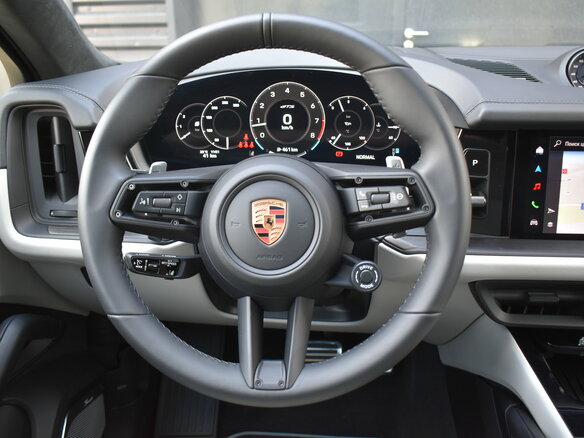 2026 Porsche Cayenne GTS Coupé III Рестайлинг, чёрный, 25900000 рублей - вид 11
