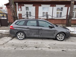2021 Peugeot 308 II Рестайлинг, фиолетовый, 1040000 рублей, вид 3