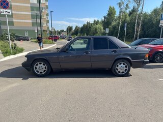 1992 Mercedes-Benz 190 (W201), фиолетовый, 350000 рублей, вид 2