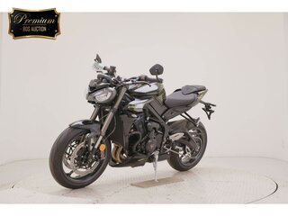 2025 Triumph Street Triple, чёрный, 1477000 рублей, вид 4