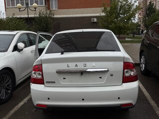2014 Lada (ВАЗ) Priora I Рестайлинг, белый, 370000 рублей, вид 4