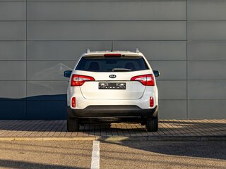 2013 Kia Sorento II Рестайлинг, белый, 1795000 рублей, вид 5