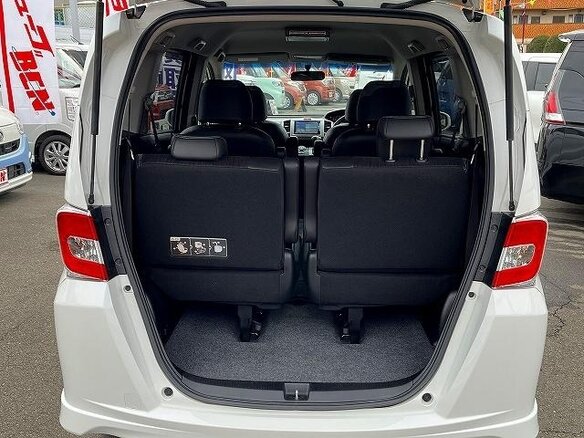 2016 Honda Freed I Рестайлинг 2, белый, 1050400 рублей - вид 6