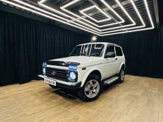 2021 Lada (ВАЗ) 2121 (4x4) I Рестайлинг (2020), белый, 879000 рублей, вид 1