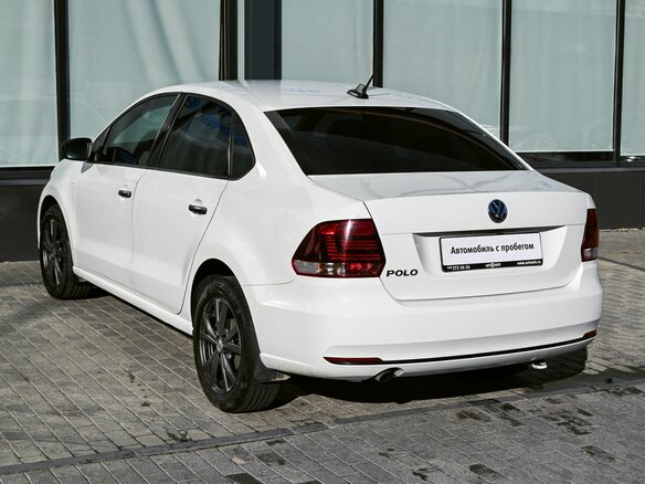 2019 Volkswagen Polo V Рестайлинг, белый, 1075000 рублей - вид 2