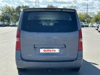 2011 Hyundai Grand Starex I, серый, 800000 рублей, вид 5