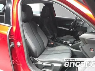 2023 Peugeot 2008 II, пурпурный, 1895000 рублей, вид 5