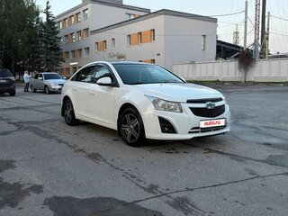 2013 Chevrolet Cruze I Рестайлинг, белый, 740000 рублей, вид 1