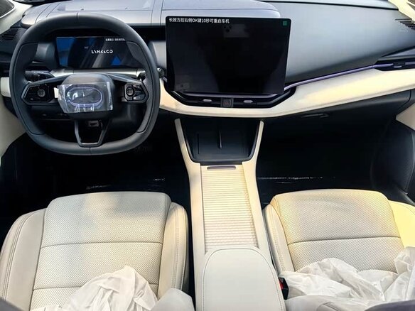 2026 Lynk & Co 06 I Рестайлинг, бежевый, 2690023 рублей - вид 8