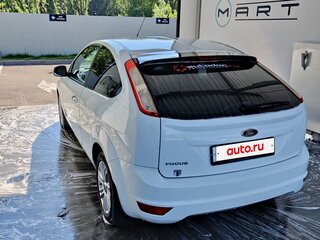 2011 Ford Focus II Рестайлинг, белый, 750000 рублей, вид 3