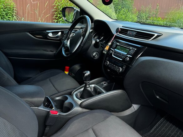 2015 Nissan Qashqai II, чёрный, 1650000 рублей - вид 9