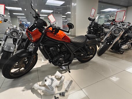 2026 Honda CMX 1100 Rebel, оранжевый, 1480000 рублей, вид 3