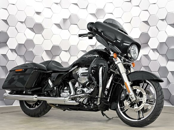 2013 Harley-Davidson Street Glide, чёрный