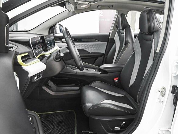 2023 Geely Coolray (Binyue Cool) I Рестайлинг, белый, 1898000 рублей - вид 9
