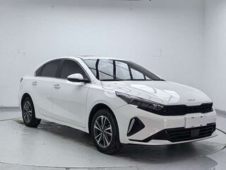 2023 Kia K3 II (China Market) Рестайлинг, белый, 1600000 рублей, вид 5