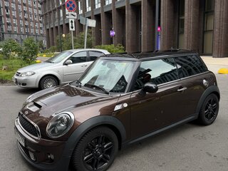 2012 Mini Hatch Cooper S II (R56) Рестайлинг, коричневый, 1350000 рублей, вид 3