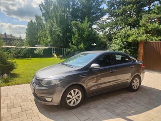 2017 Kia Rio III Рестайлинг, серый, 1150000 рублей, вид 1