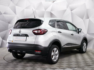 2017 Renault Kaptur I, серебристый, 1010000 рублей, вид 5