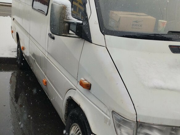 1998 Mercedes-Benz Sprinter, белый, 570000 рублей - вид 1