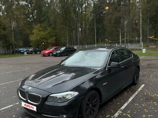 2013 BMW 5 серии 520i VI (F10/F11/F07), чёрный, 1700000 рублей, вид 1
