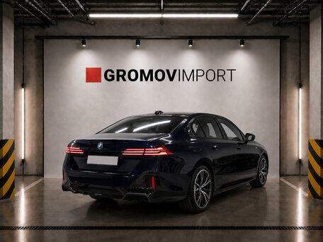 2024 BMW 5 серии 520i VIII (G60/G61/G68), синий, 5990000 рублей, вид 4