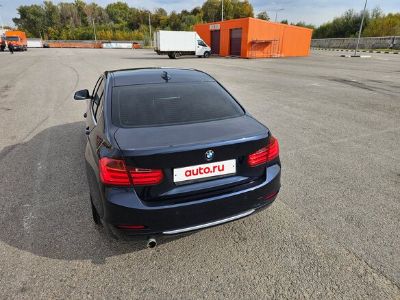 2014 BMW 3 серии 320d xDrive VI (F3x), синий, 1630000 рублей - вид 16
