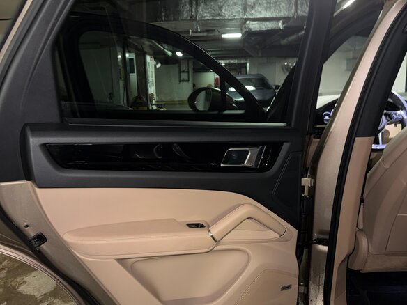 2019 Porsche Cayenne S III, бежевый, 5800000 рублей - вид 13
