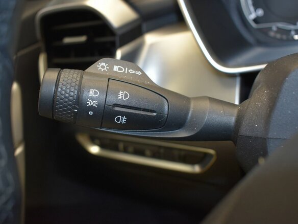 2021 Geely Coolray I, чёрный, 1477000 рублей - вид 13