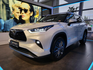 2026 Toyota Highlander IV (XU70), белый, 5480000 рублей, вид 2