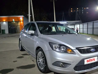 2010 Ford Focus II Рестайлинг, серый, 750000 рублей, вид 3