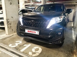 2015 Toyota Land Cruiser Prado 150 Series Рестайлинг 1, чёрный, 3980000 рублей, вид 4
