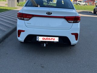 2017 Kia Rio IV, белый, 1100000 рублей, вид 5