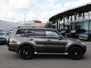 2011 Mitsubishi Pajero IV, коричневый, 1565000 рублей, вид 4