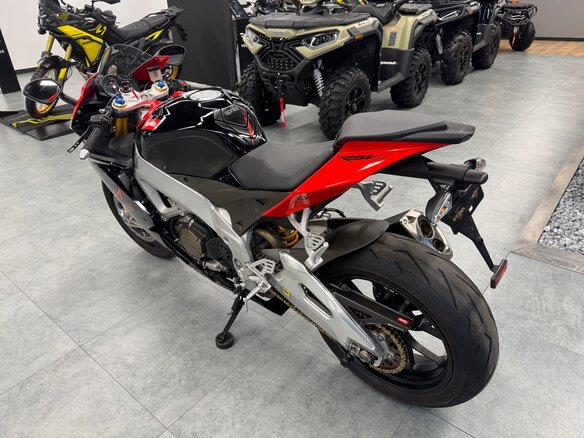 2010 Aprilia RSV4, чёрный, 1090000 рублей - вид 7