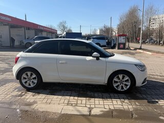 2012 Audi A1 I (8X), белый, 800000 рублей, вид 3