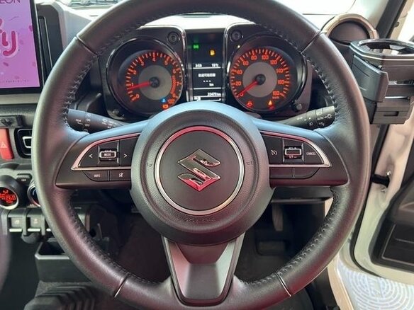 2023 Suzuki Jimny Sierra IV, белый, 1420010 рублей - вид 12