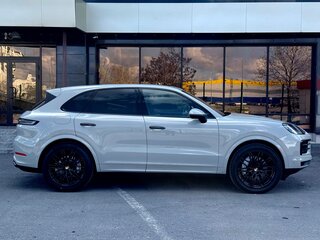 2023 Porsche Cayenne III Рестайлинг, серый, 13990000 рублей, вид 4