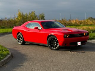 2019 Dodge Challenger III Рестайлинг 2, красный, 3480000 рублей, вид 1