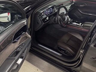 2018 Audi A8 Long 55 TFSI IV (D5), чёрный, 5400000 рублей, вид 3