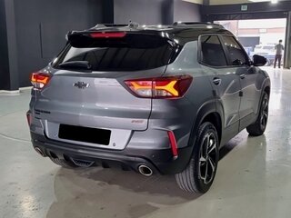 2022 Chevrolet TrailBlazer III, серый, 1799000 рублей, вид 2