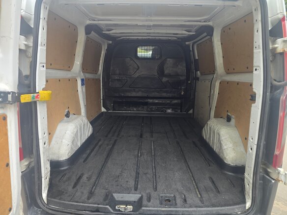 2014 Ford Transit Custom, белый, 1500000 рублей - вид 10