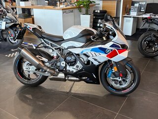 2025 BMW S 1000 RR, белый, 3390000 рублей, вид 1