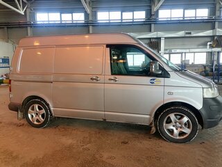 2008 Volkswagen Transporter 4MOTION T5, серебристый, 566080 рублей, вид 2