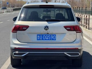 2022 Volkswagen Tiguan L II Рестайлинг (China Market), серый, 1920000 рублей, вид 3